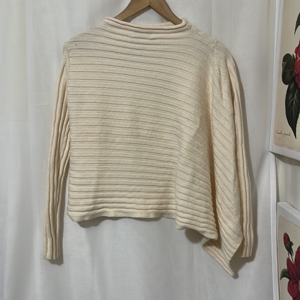 Club Monaco Asymmetrical Cream Sweater - Picture 4 of 4